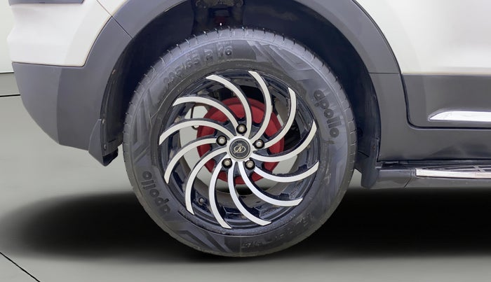 2016 Hyundai Creta SX PLUS 1.6 PETROL, Petrol, Manual, 37,019 km, Right Rear Wheel