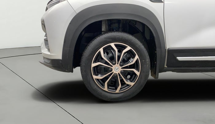 2022 Renault Kiger RXE MT, Petrol, Manual, 46,358 km, Left Front Wheel