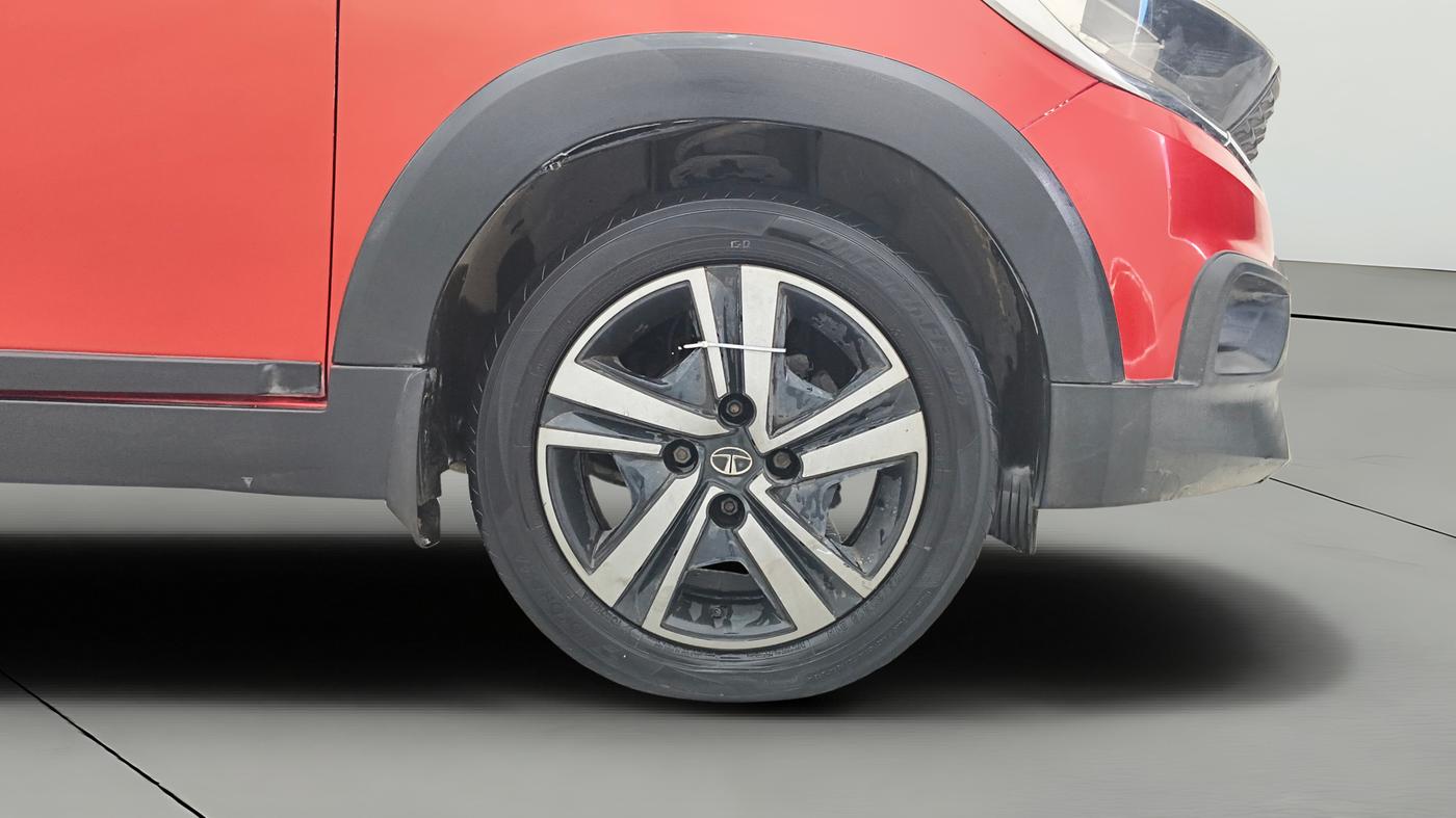 2022 Tata TIAGO NRG XZ MT, Petrol, Manual, 68,264 km, Right Front Wheel