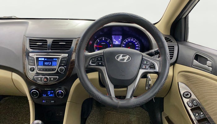 2016 Hyundai Verna 1.6 CRDI S, Diesel, Manual, 1,20,751 km, Steering Wheel Close Up