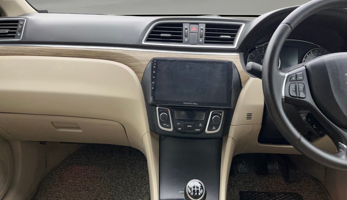 2018 Maruti Ciaz ALPHA 1.5 SHVS PETROL, Petrol, Manual, 68,462 km, Air Conditioner