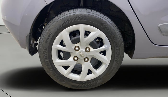 2019 Hyundai Grand i10 SPORTZ 1.2 KAPPA VTVT, Petrol, Manual, 75,935 km, Right Rear Wheel