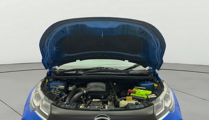 2020 Tata NEXON XZ PETROL, Petrol, Manual, 90,653 km, Open Bonet