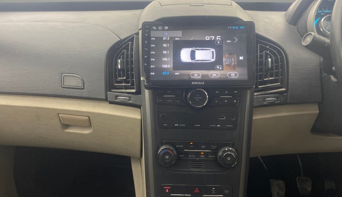 2017 Mahindra XUV500 W6 1.99, Diesel, Manual, 63,827 km, Air Conditioner