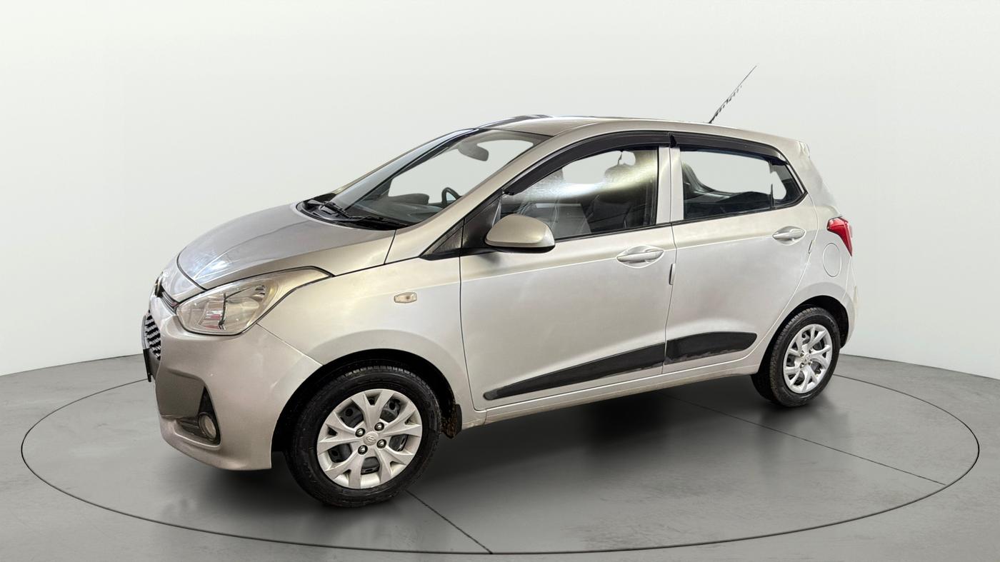2017 Hyundai Grand i10 SPORTZ 1.2 KAPPA VTVT, Petrol, Manual, 63,664 km, Left Front Diagonal
