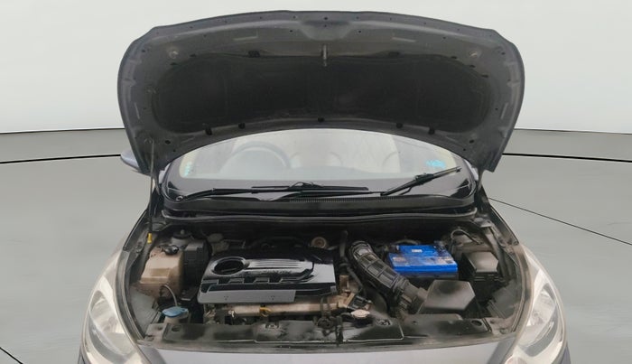 2014 Hyundai Verna FLUIDIC 1.6 CRDI SX, Diesel, Manual, 87,372 km, Open Bonet