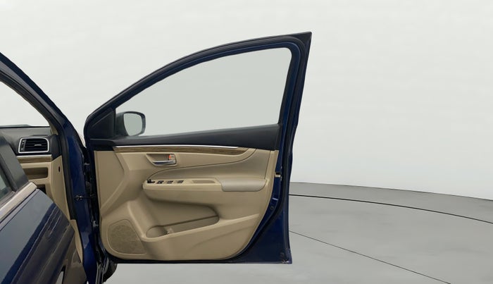 2018 Maruti Ciaz ALPHA  AT 1.5 SHVS PETROL, Petrol, Automatic, 62,174 km, RHS Front Door