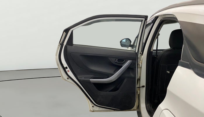 2023 Tata NEXON XM PETROL, Petrol, Manual, 39,309 km, LHS Rear Door