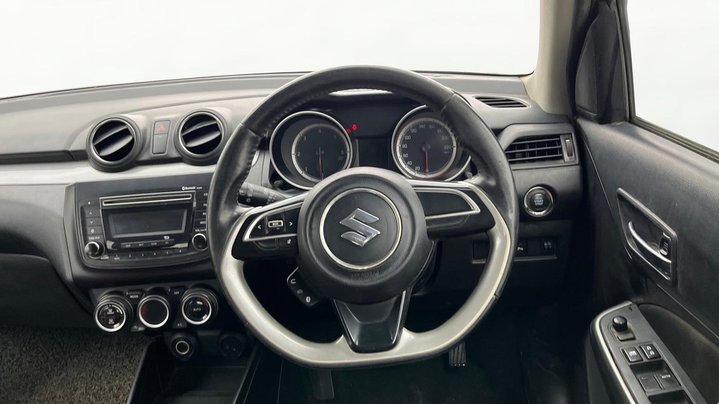 2018 Maruti Swift ZDI AMT, Diesel, Automatic, 1,48,713 km, Steering Wheel Close Up