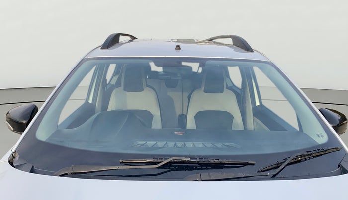 2022 Renault TRIBER RXT, Petrol, Manual, 23,962 km, Front Windshield