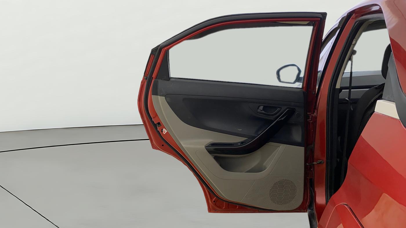 2018 Tata NEXON XM PETROL, Petrol, Manual, 58,446 km, LHS Rear Door