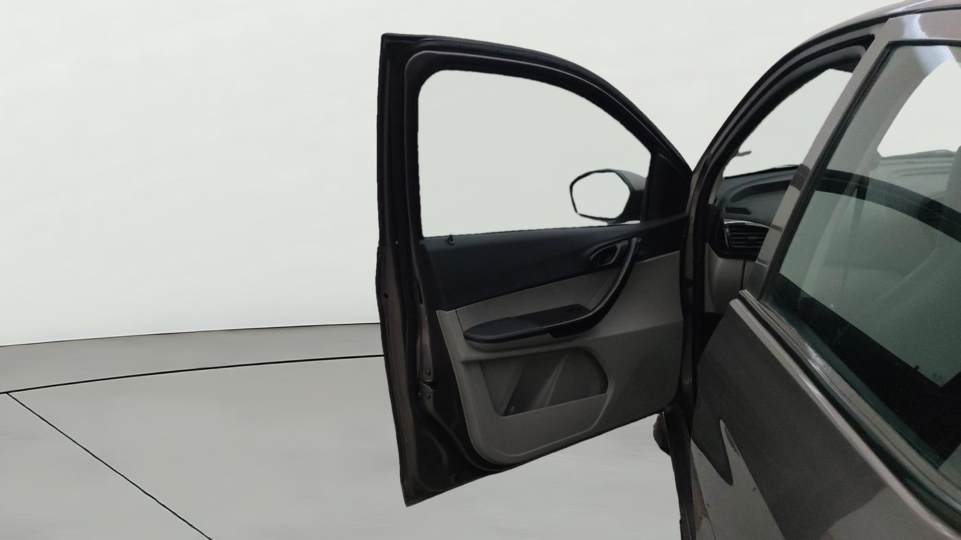 2018 Tata Tiago XTA PETROL, Petrol, Automatic, 86,397 km, LHS Front Door