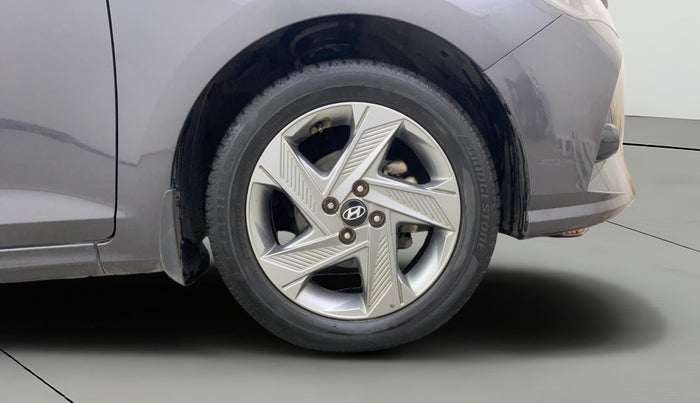 2021 Hyundai Verna SX 1.5 VTVT IVT, Petrol, Automatic, 40,313 km, Right Front Wheel