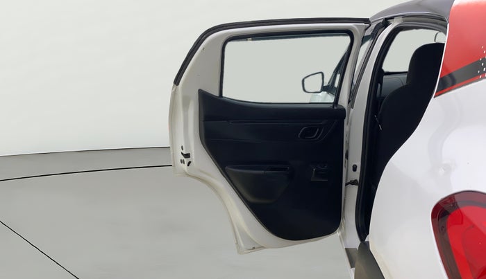 2017 Renault Kwid RXT 02 Anniversary Edition, Petrol, Manual, 98,354 km, LHS Rear Door