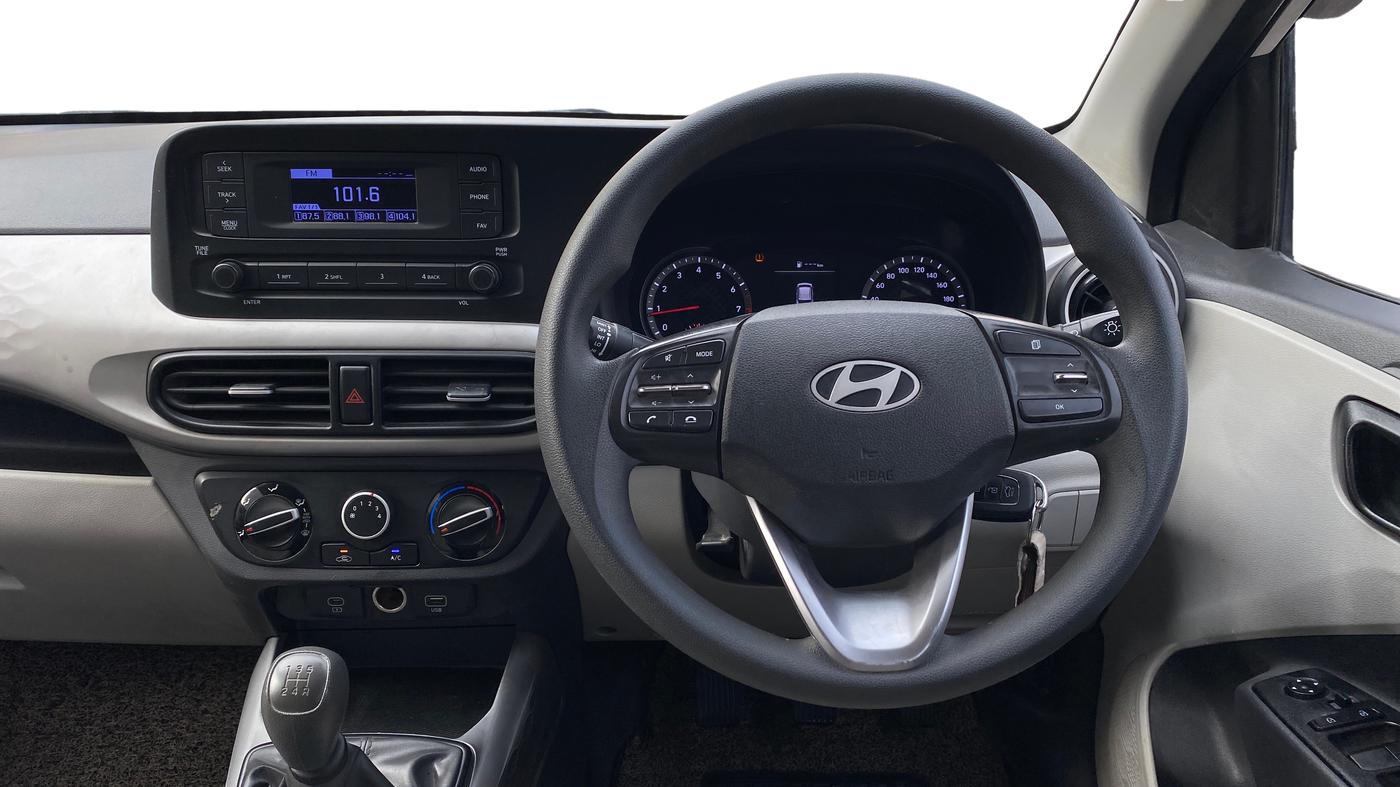 2024 Hyundai GRAND I10 NIOS MAGNA 1.2 KAPPA VTVT, Petrol, Manual, 27,083 km, Steering Wheel Close Up