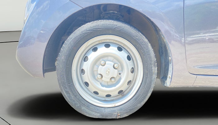 2017 Hyundai Eon ERA +, Petrol, Manual, 78,412 km, Left Front Wheel