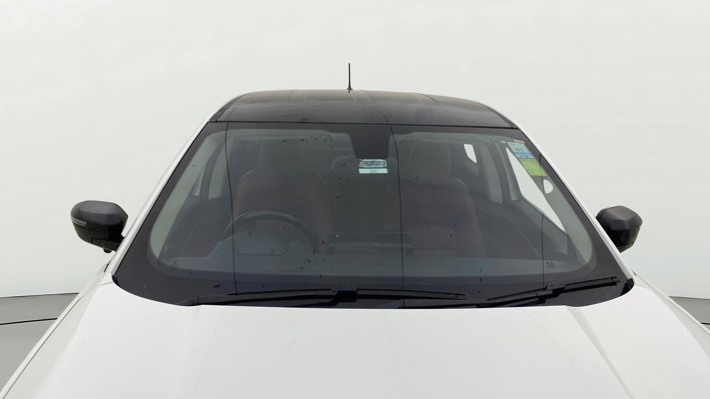 2021 Tata Harrier XMA 2.0L KRYOTEC, Diesel, Automatic, 72,640 km, Front Windshield