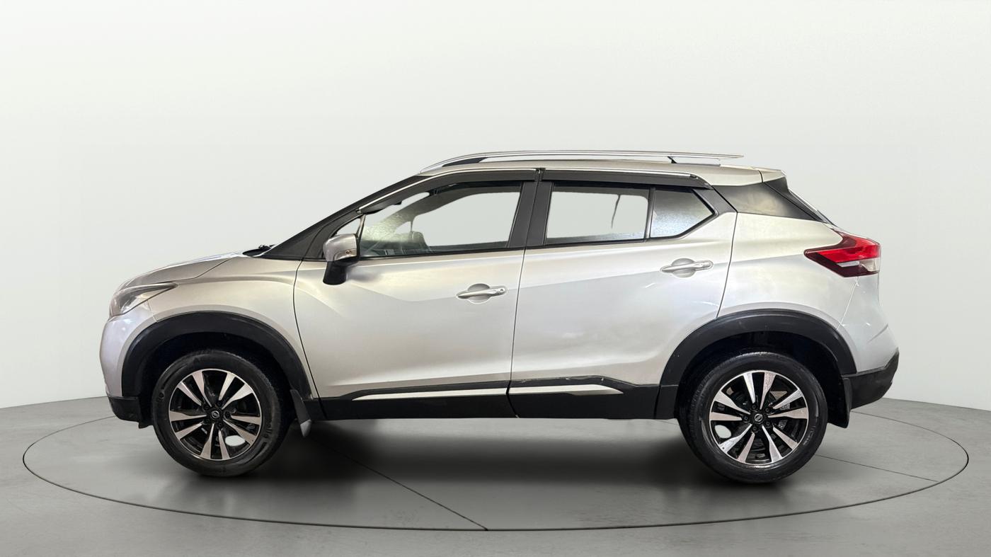 2022 Nissan Kicks XV 1.5, Petrol, Manual, 79,606 km, Left Side