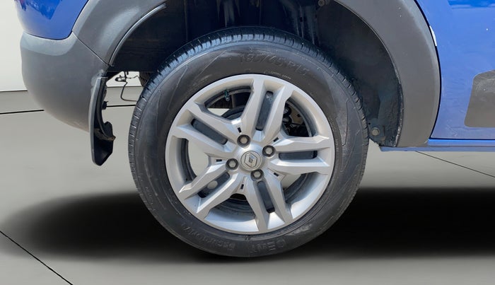 2023 Renault TRIBER RXZ, Petrol, Manual, 48,161 km, Right Rear Wheel