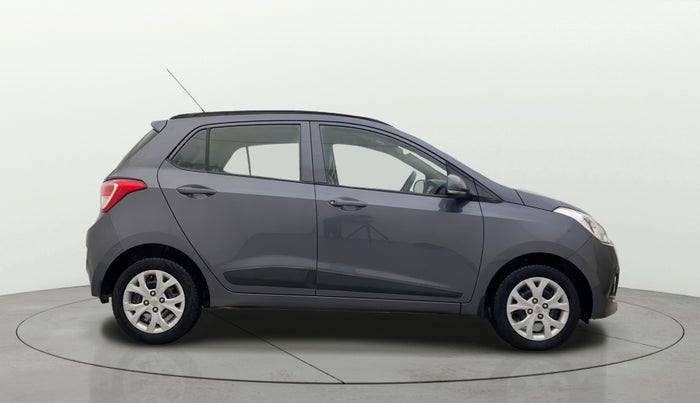 2016 Hyundai Grand i10 SPORTZ 1.2 KAPPA VTVT, Petrol, Manual, 26,410 km, Right Side View