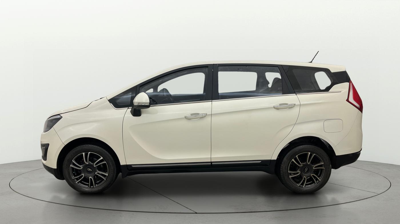 2021 Mahindra MARAZZO M 6 + 7 STR, Diesel, Manual, 79,760 km, Left Side