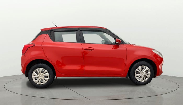 2020 Maruti Swift VXI AMT, Petrol, Automatic, 1,18,286 km, Right Side View