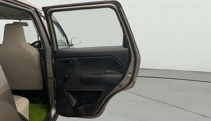 2022 Maruti New Wagon-R LXI CNG 1.0, CNG, Manual, 1,30,130 km, RHS Rear Door