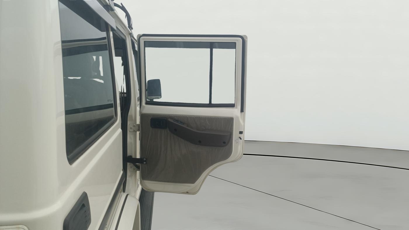 2021 Mahindra Bolero B6 (O), Diesel, Manual, 34,805 km, RHS Rear Door