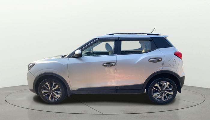 2019 Mahindra XUV300 W8 (O) 1.2 PETROL, Petrol, Manual, 66,047 km, Left Side