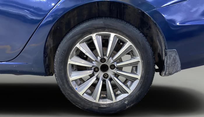 2019 Maruti Ciaz SIGMA 1.5 SHVS MT  PETROL, CNG, Manual, 1,07,641 km, Left Rear Wheel