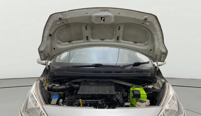 2016 Hyundai Grand i10 ASTA (O) 1.2 KAPPA VTVT, Petrol, Manual, 28,183 km, Open Bonet