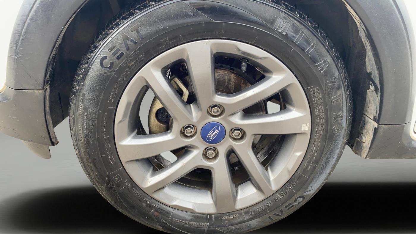 2019 Ford FREESTYLE TITANIUM 1.2 PETROL, Petrol, Manual, 90,734 km, Left Front Wheel