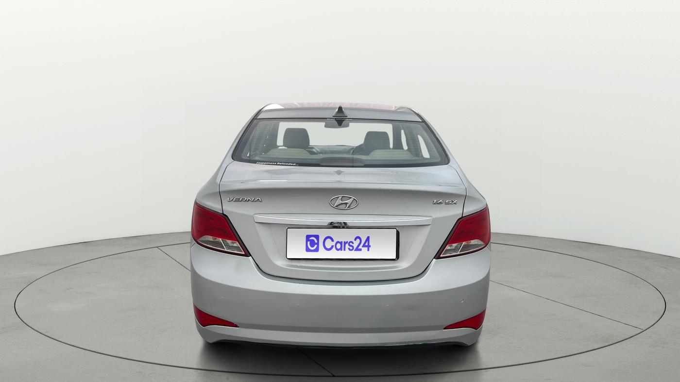 2016 Hyundai Verna 1.6 VTVT SX AT, Petrol, Automatic, 65,239 km, Back/Rear
