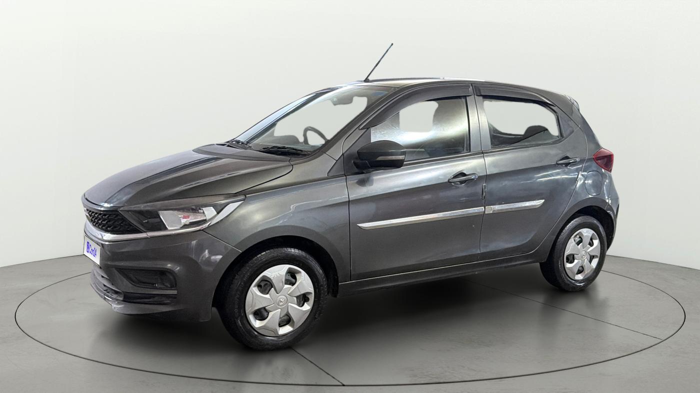 2021 Tata Tiago XZ PETROL, Petrol, Manual, 27,355 km, Left Front Diagonal