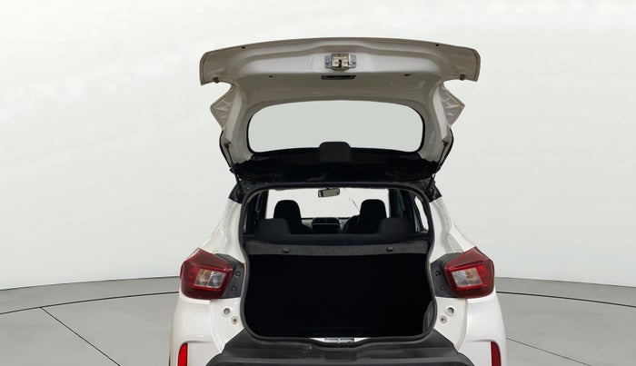 2022 Renault Kwid CLIMBER 1.0 (O) DUAL TONE, Petrol, Manual, 14,141 km, Boot Door Open
