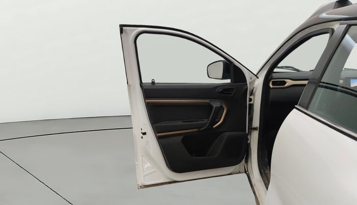 2021 Renault Kiger RXT (O) AMT, Petrol, Automatic, 39,237 km, LHS Front Door