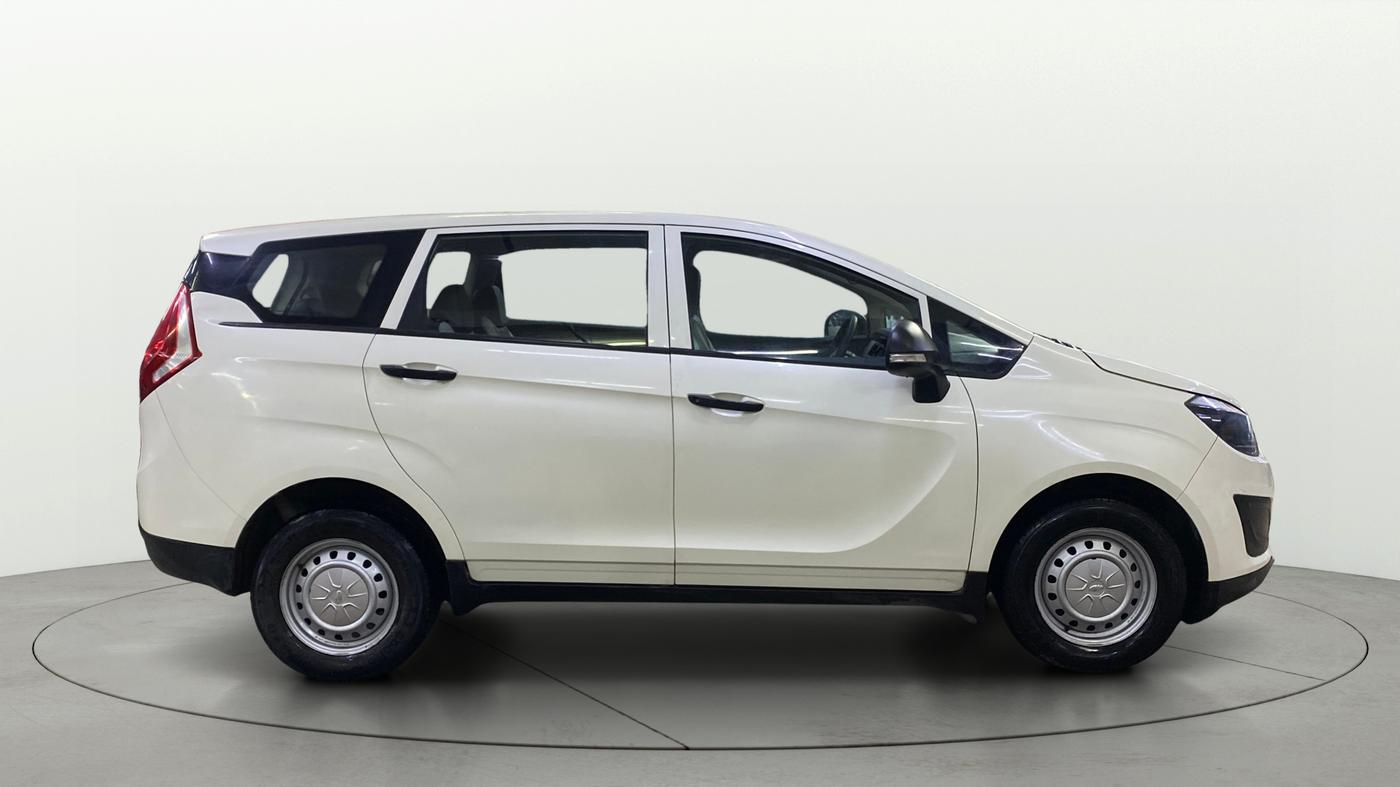 2021 Mahindra MARAZZO M4+ 7 STR, Diesel, Manual, 40,032 km, Right Side View