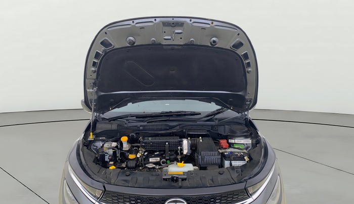 2023 Tata ALTROZ XZ PETROL, Petrol, Manual, 12,091 km, Open Bonet