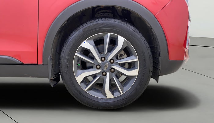 2019 Mahindra XUV300 W8 (O) 1.5 DIESEL, Diesel, Manual, 46,678 km, Right Front Wheel