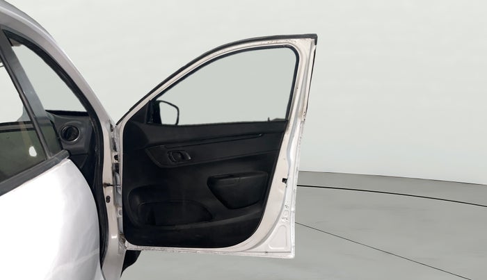 2018 Renault Kwid RXT 0.8, Petrol, Manual, 62,058 km, RHS Front Door