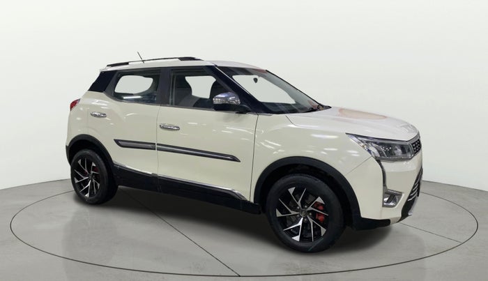 2022 Mahindra XUV300 W8 1.2 PETROL, Petrol, Manual, 48,228 km, SRP