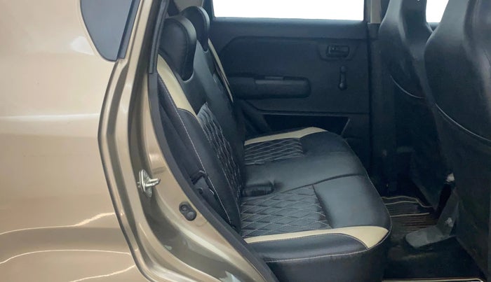 2022 Maruti New Wagon-R LXI CNG (O) 1.0, CNG, Manual, 56,484 km, Right Side Rear Door Cabin