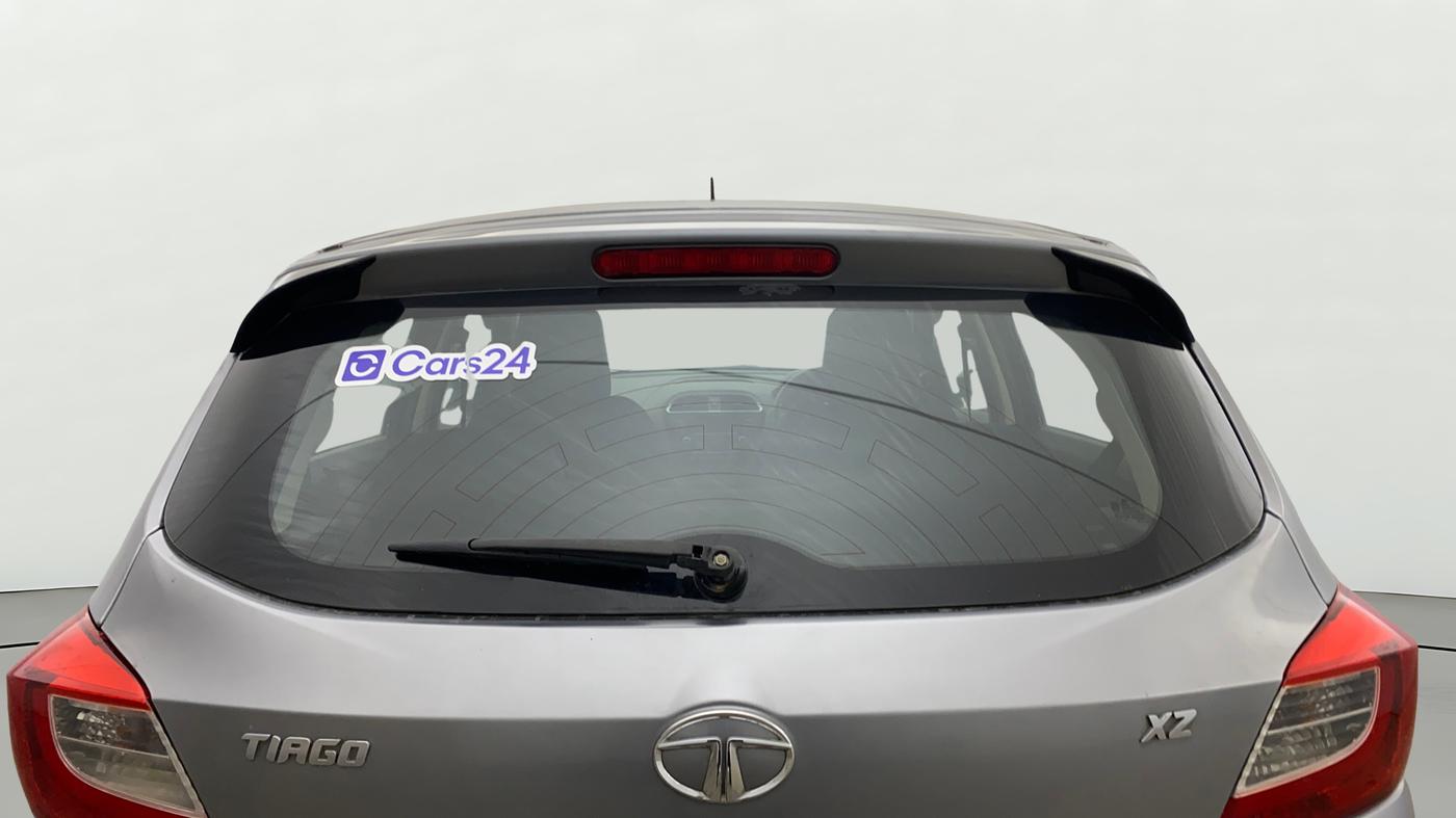 2018 Tata Tiago XZ PETROL, Petrol, Manual, 77,888 km, Rear Windshield