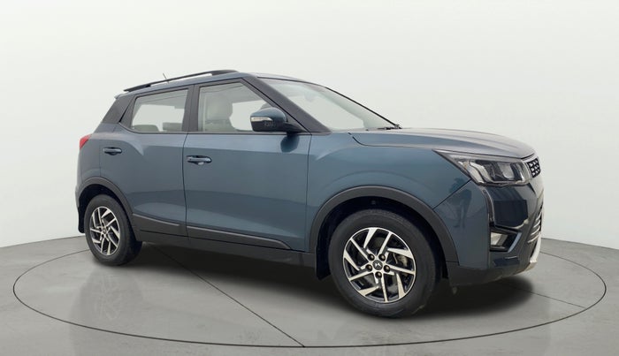 2024 Mahindra XUV300 W8 (O) 1.2 PETROL AMT, Petrol, Automatic, 17,792 km, SRP