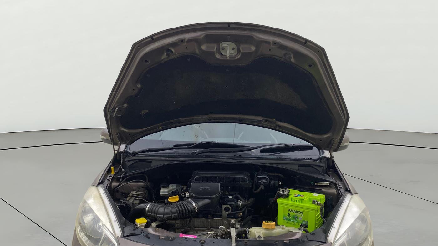 2017 Tata Tiago XZ(O) PETROL, Petrol, Manual, 90,426 km, Open Bonet