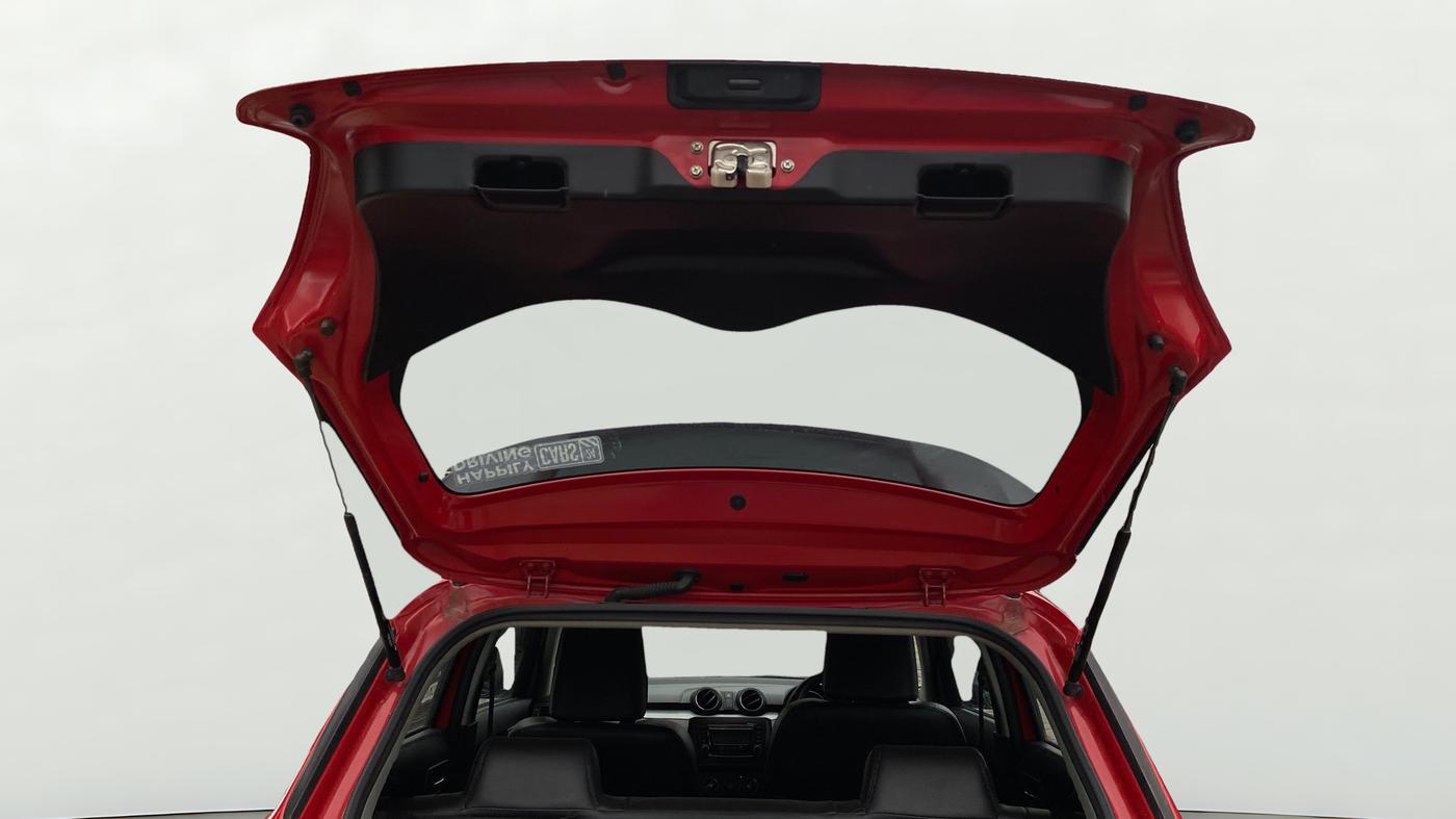 2020 Maruti Swift VXI, Petrol, Manual, 46,854 km, Boot Door Open