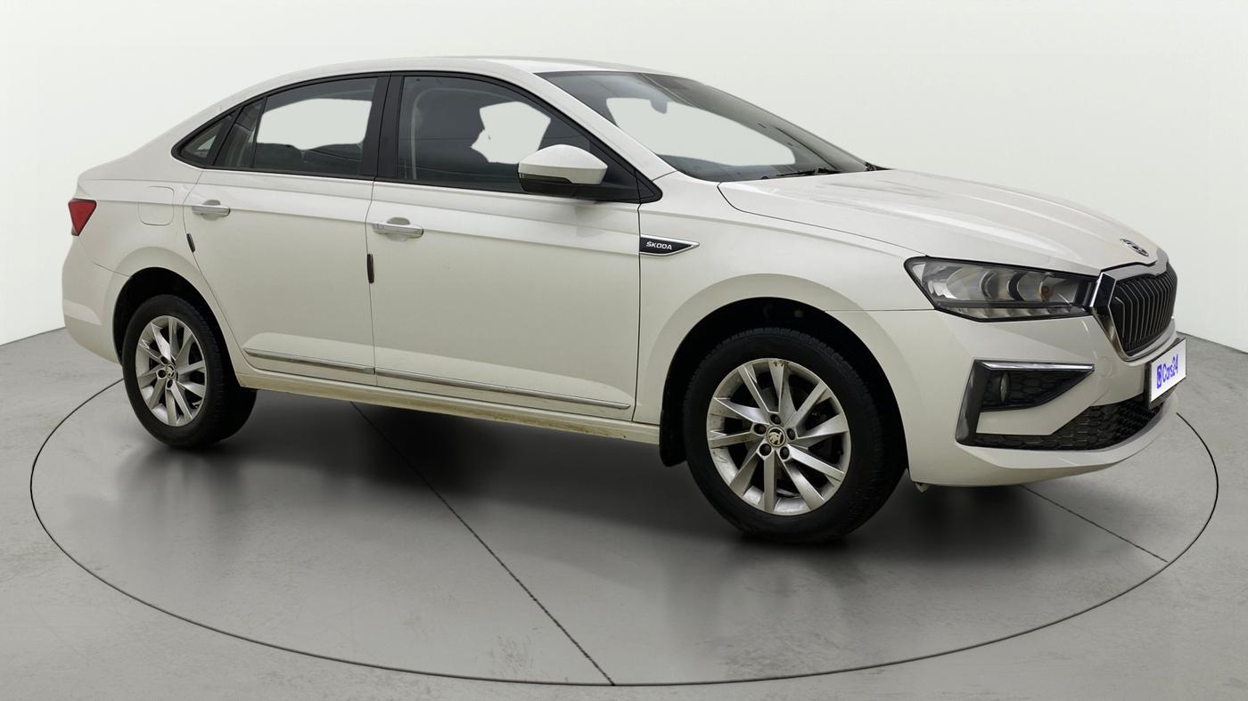 2023 Skoda SLAVIA AMBITION 1.0L TSI MT, Petrol, Manual, 49,091 km, Right Front Diagonal