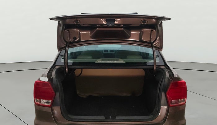 2017 Volkswagen Ameo HIGHLINE1.5L, Diesel, Manual, 86,048 km, Boot Door Open