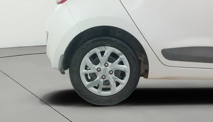 2015 Hyundai Grand i10 ASTA AT 1.2 KAPPA VTVT, Petrol, Automatic, 70,883 km, Right Rear Wheel