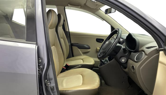 2013 Hyundai i10 ERA 1.1, Petrol, Manual, 1,13,644 km, Right Side Front Door Cabin